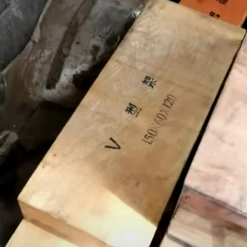 Vídeos d’enviament de marcs magnètics en forma de V i caixes quadrades magnètiques